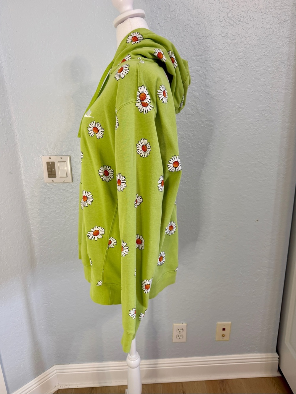 Nike Lime Green Daisy Hoodie - Picture 4 of 8
